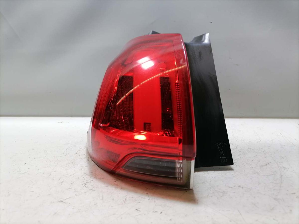 Peugeot 2008 original R&uuml;cklicht R&uuml;ckleuchte Schlussleuchte links Bj.2014